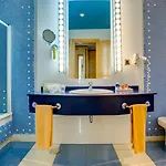 Sbh Crystal & - Adults Only فندق